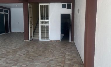 VENTA. EDIFICIO 3 DEPARTAMENTOS. SALON EVENTOS. PRIVADA. NAUCALPAN.