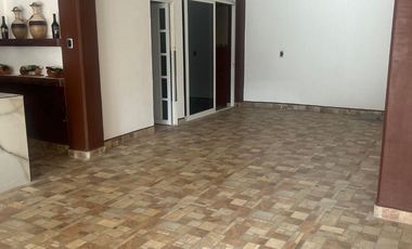 VENTA. EDIFICIO 3 DEPARTAMENTOS. SALON EVENTOS. PRIVADA. NAUCALPAN.