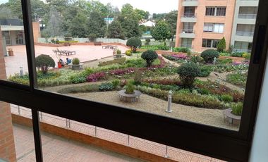 Vendo bello y amplio apartamento en zona exclusiva Bogota-Norte