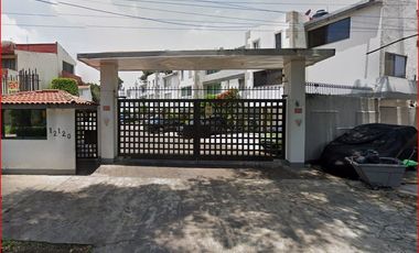 CASA EN REMATE BANCARIO, EN CALZADA SAN AGUSTIN, RINCON DE ECHEGARAY, NAUCALPAN