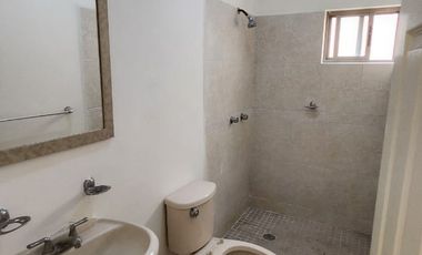 Casa en Fracc. Villa California (entrada y salida por López Mateos y la Joya).