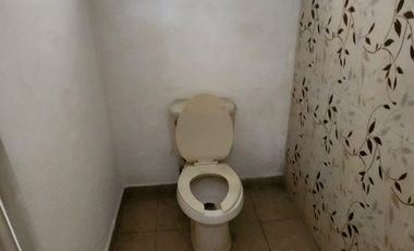 Casa en Fracc. Villa California (entrada y salida por López Mateos y la Joya).