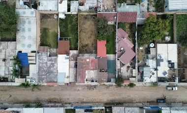 Casa con Gran Patio en Las Pintitas de Abajo, Tlaquepaque
