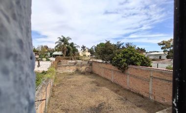 Casa con Gran Patio en Las Pintitas de Abajo, Tlaquepaque