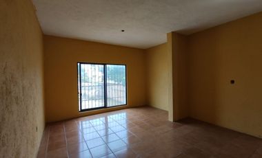 Casa con Gran Patio en Las Pintitas de Abajo, Tlaquepaque