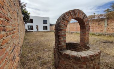 Casa con Gran Patio en Las Pintitas de Abajo, Tlaquepaque