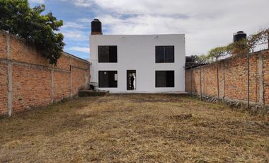 Casa con Gran Patio en Las Pintitas de Abajo, Tlaquepaque