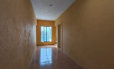 Casa con Gran Patio en Las Pintitas de Abajo, Tlaquepaque