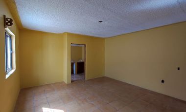 Casa con Gran Patio en Las Pintitas de Abajo, Tlaquepaque