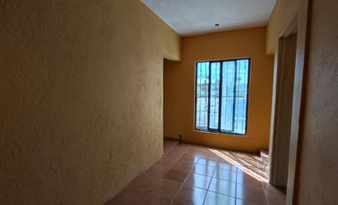 Casa con Gran Patio en Las Pintitas de Abajo, Tlaquepaque