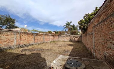 Casa con Gran Patio en Las Pintitas de Abajo, Tlaquepaque