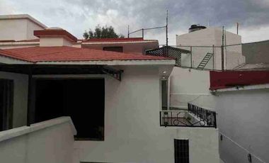 SE VENDE CASA EN FUENTES DEL PEDREGAL