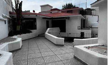 SE VENDE CASA EN FUENTES DEL PEDREGAL