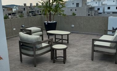 CASA EN VENTA - HERMOSA RESIDENCIA CON FINOS ACABADOS