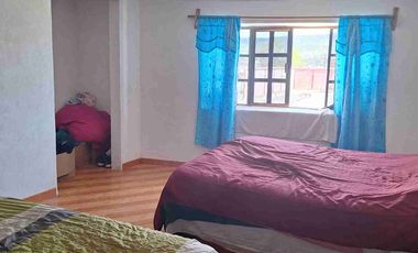 CASA CON LOCALES EN CD. DE LOS NIÑOS. EN PACHUCA HGO