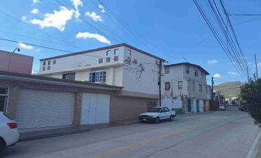 CASA CON LOCALES EN CD. DE LOS NIÑOS. EN PACHUCA HGO