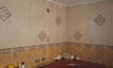 CASA CON LOCALES EN CD. DE LOS NIÑOS. EN PACHUCA HGO