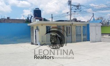 VENTA DE LOCAL COMERCIAL CON OFICINAS Y ESTACIONAMIENTO