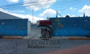 VENTA DE LOCAL COMERCIAL CON OFICINAS Y ESTACIONAMIENTO