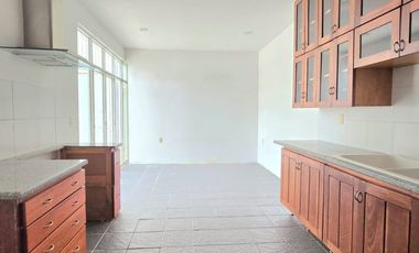 CASA EN VENTA DE 2 RECAMARAS Y UN ESTUDIO EN LA CHIGULERA