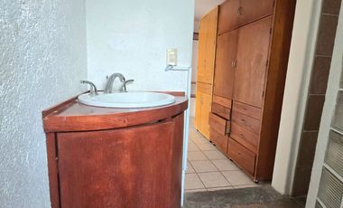 CASA EN VENTA DE 2 RECAMARAS Y UN ESTUDIO EN LA CHIGULERA
