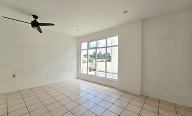 CASA EN VENTA DE 2 RECAMARAS Y UN ESTUDIO EN LA CHIGULERA
