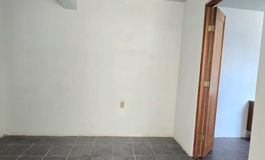 CASA EN VENTA DE 2 RECAMARAS Y UN ESTUDIO EN LA CHIGULERA