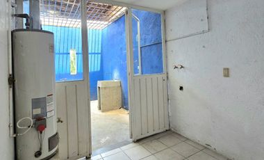 CASA EN VENTA DE 2 RECAMARAS Y UN ESTUDIO EN LA CHIGULERA