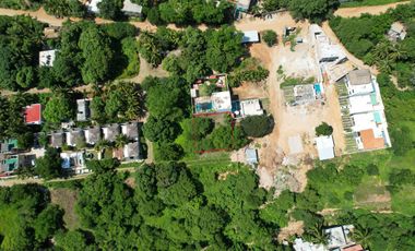 Lote en venta a unos minutos del mar en Puerto Escondido