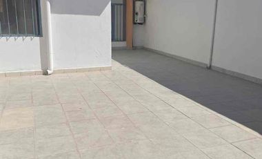 Gran oportunidad de inversión, Casa En venta en Col. Las Palomas, Irapuato