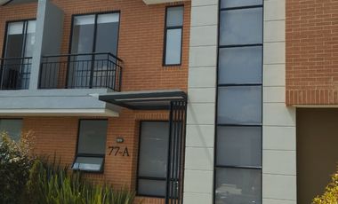 ARRIENDO CASA CAJICA MONTERREY OIKOS