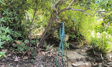 Casa rustica escriturada y desplantada en un terreno de 240 m² en Acapulco, Gro.
