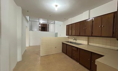 Casa en sector centro (cocina de Consuelo)