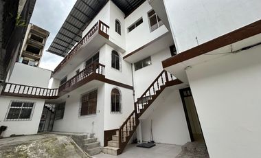 Casa en sector centro (cocina de Consuelo)