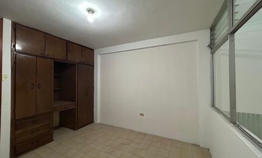 Casa en sector centro (cocina de Consuelo)