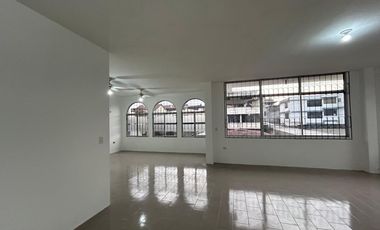 Casa en sector centro (cocina de Consuelo)