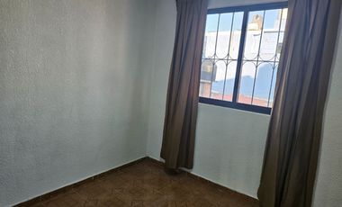 Casa en Venta en Toluca cerca Alfredo del Mazo 4 recamaras