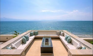 BEACH FRONT CONDOMINIUM, BUCERIAS, NAYARIT.