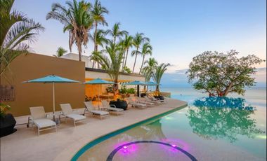 BEACH FRONT CONDOMINIUM, BUCERIAS, NAYARIT.