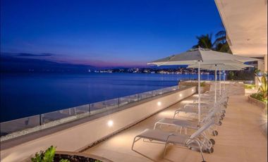 BEACH FRONT CONDOMINIUM, BUCERIAS, NAYARIT.