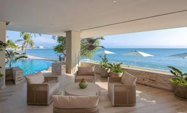BEACH FRONT CONDOMINIUM, BUCERIAS, NAYARIT.