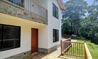 SE ARRIENDA FINCA EN ALTOS DEL TABLAZO. RIONEGRO