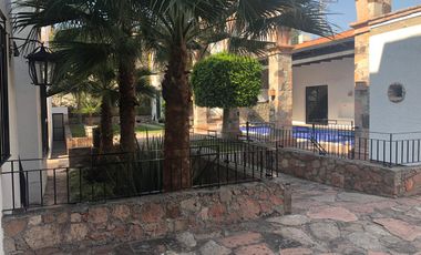 Renta de Departamento amueblado en el Centro Histórico de Querétaro