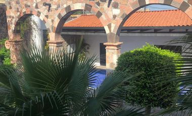 Renta de Departamento amueblado en el Centro Histórico de Querétaro