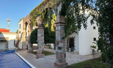 Renta de Departamento amueblado en el Centro Histórico de Querétaro