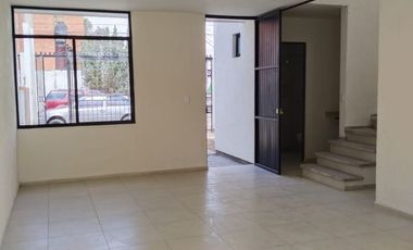 CASA NUEVA EN VENTA EN PRADOS 1RA SECCION