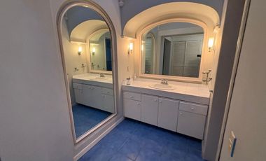 CASA EN VENTA EN FRACC. VILLAS EL TAPATÍO