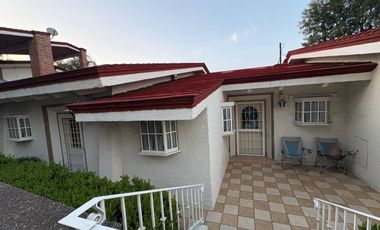 CASA EN VENTA EN FRACC. VILLAS EL TAPATÍO