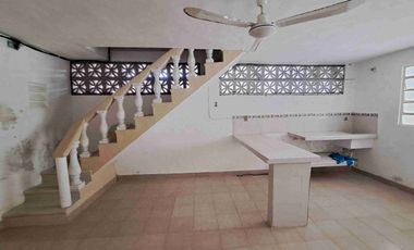 CASA EN PROGRESO EN LA COLONIA ISMAEL GARCIA A ESQUINA Y MEDIA DE LA PLAYA