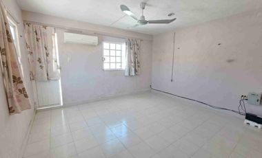 CASA EN PROGRESO EN LA COLONIA ISMAEL GARCIA A ESQUINA Y MEDIA DE LA PLAYA